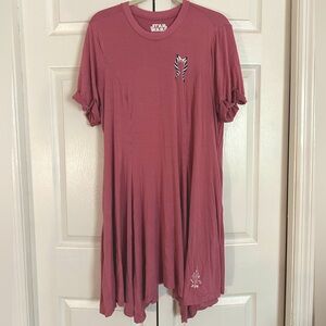 Large (LG) Her Universe Ahsoka Tano Tee Shirt Dress with Pockets